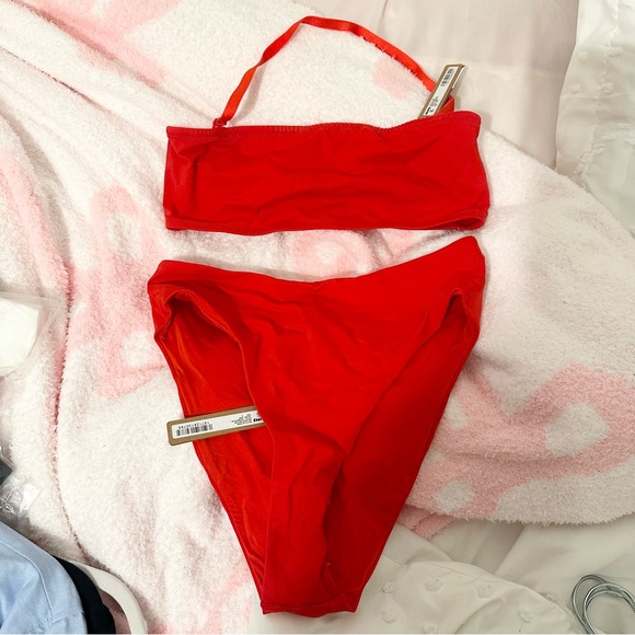 skims - bikini bundle (ruby) - Picture 3 of 5